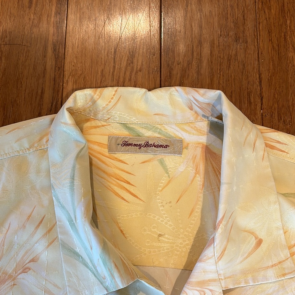 Tommy Bahama Men’s 100% Silk Shirt Yellow SizeXXL - Picture 2 of 2